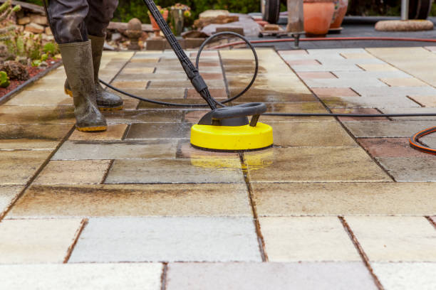 Best Playground Equipment Cleaning  in Thornwood, NY